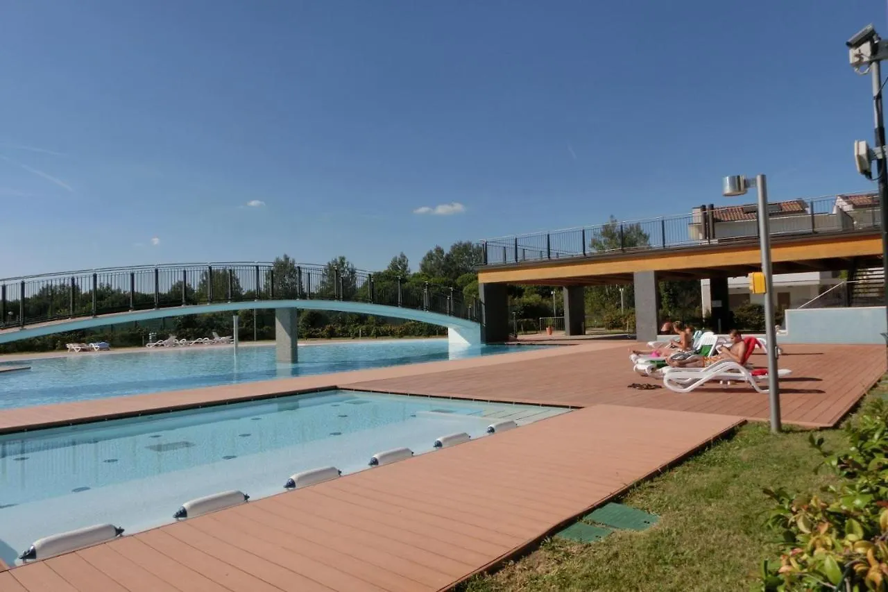 Experience The Charm Of Our Spacious Flat Bibione Apartment