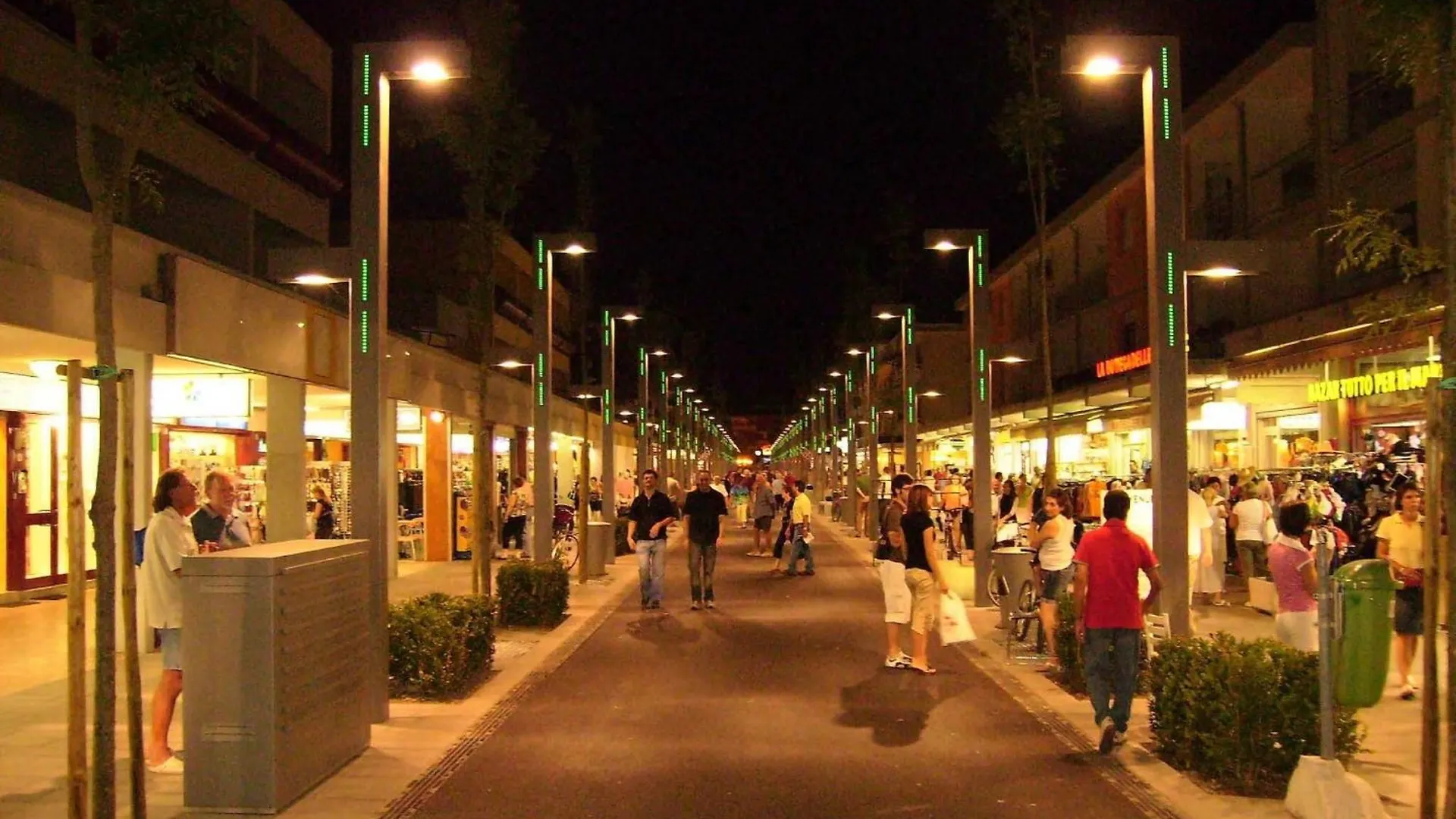 Apartment Experience The Charm Of Our Spacious Flat Bibione Italy
